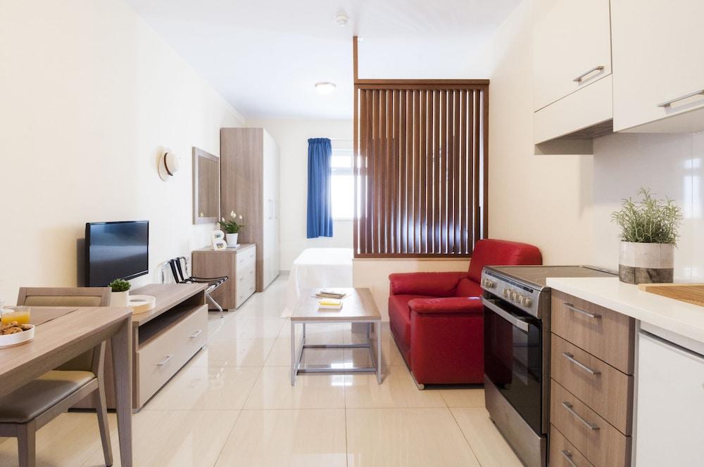Aparthotel Blubay By St