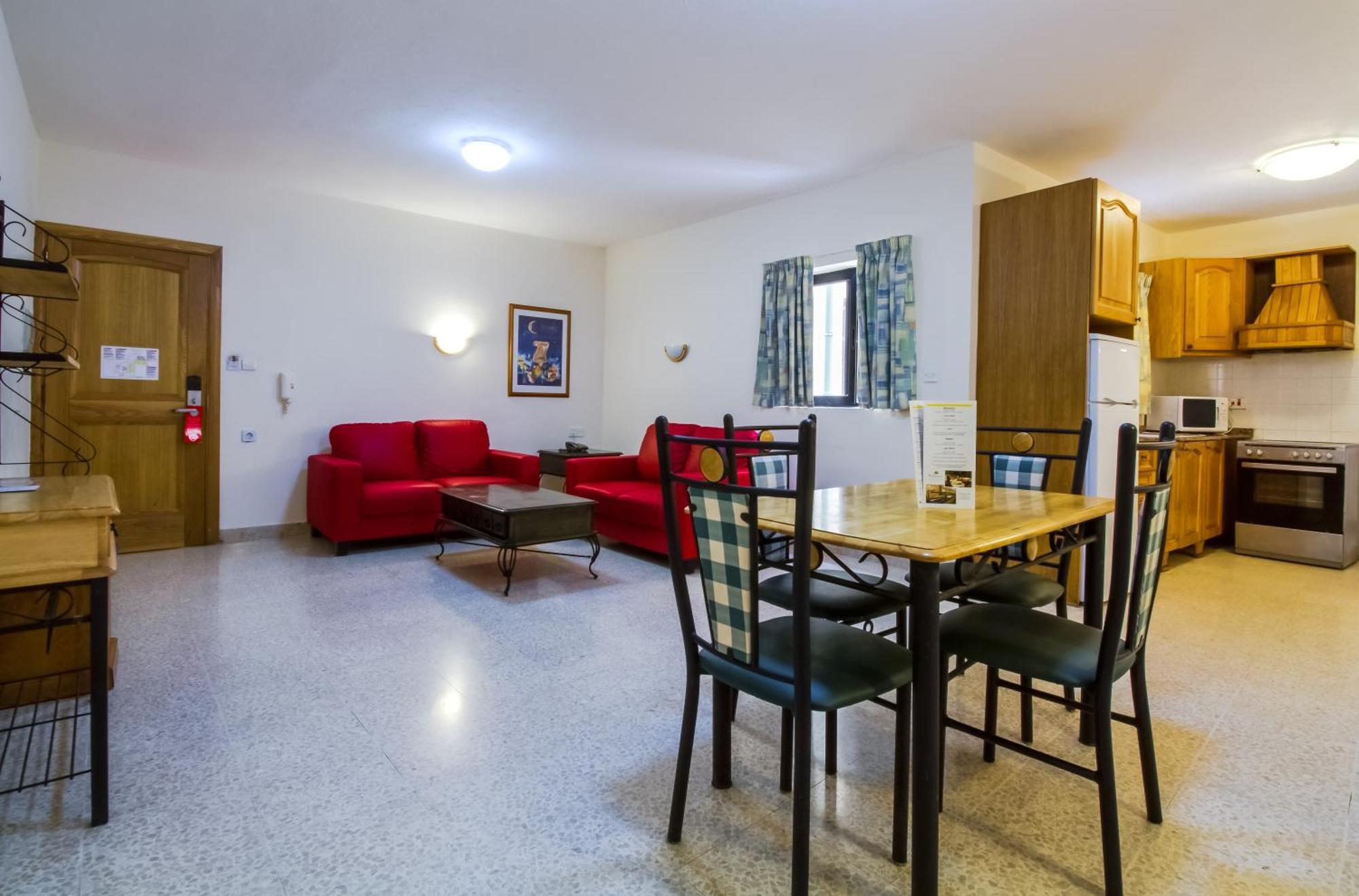 Aparthotel Blubay By St