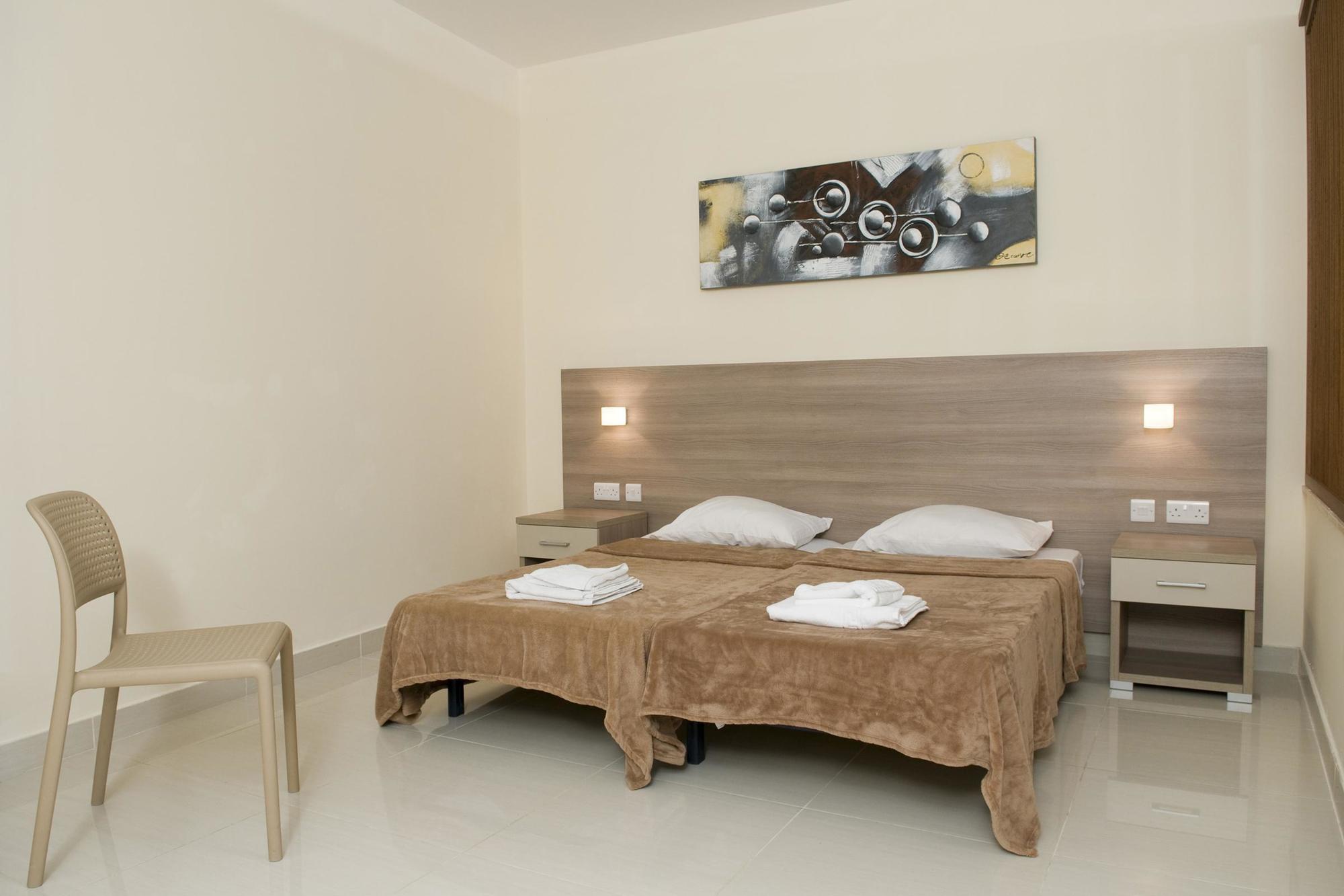 Blubay By St Aparthotel 3*