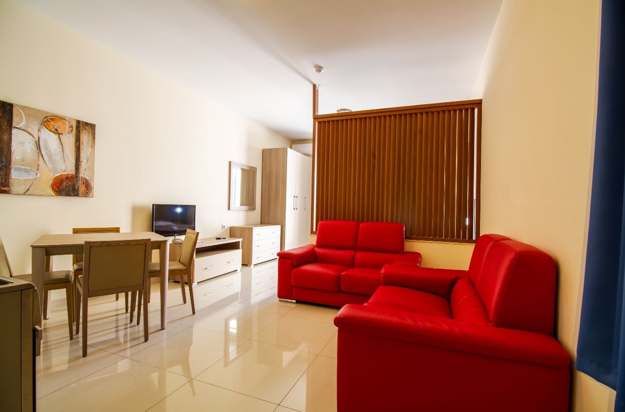 Blubay By St Aparthotel 3*