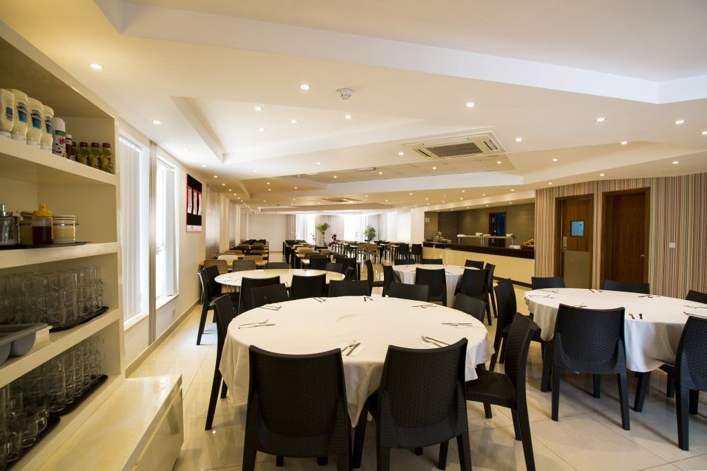 Blubay By St Aparthotel