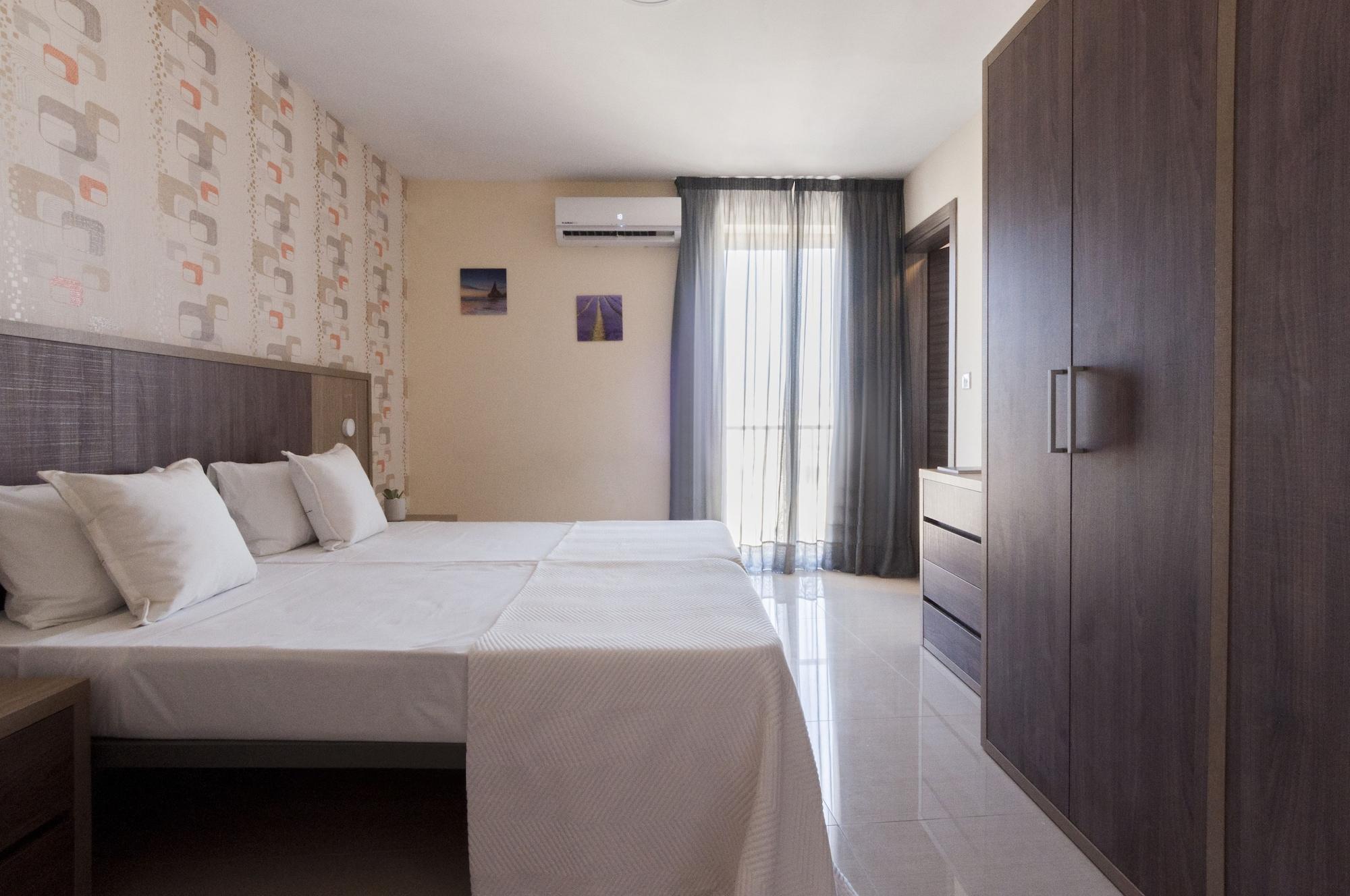 Blubay By St 3*